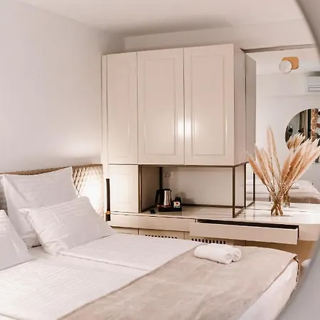 Palace Шибеник