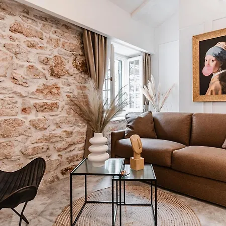 Palace Gostinjska kuća 4*